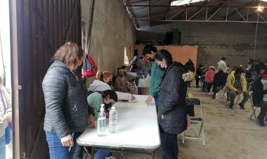 Vacunan contra covid-19 en Cañada Morelos