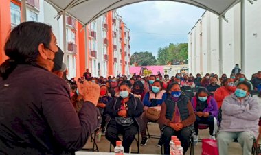 Urge que los mexicanos conscientes despertemos a los adormecidos: Gloria Brito