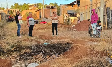 Habitantes de la colonia Citlalmina solicitan a las autoridades pavimentación de sus calles