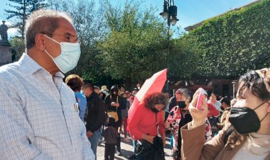 Antorchistas de Querétaro acuden a Palacio de Gobierno