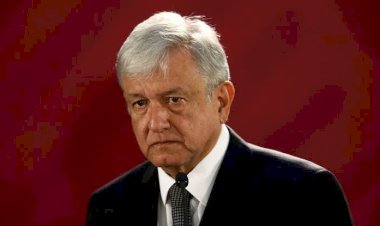 AMLO alienta la corrupción; entrega 8 de 10 contratos sin licitar