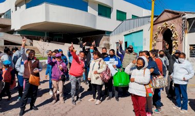 Vecinos de la Mártires logran saneamiento de drenaje