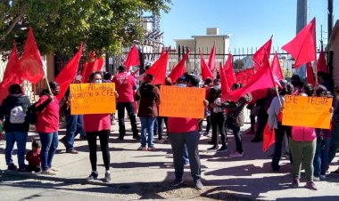 Se manifiestan en CFE Tecate