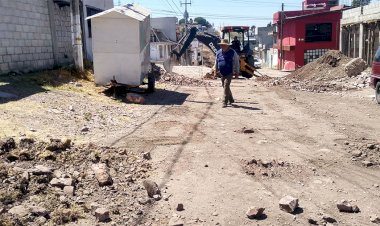 Mejoran calles en colonias de San Francisco