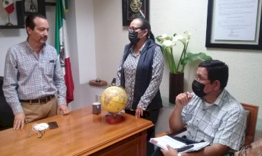 Revisan avance de obras a favor de familias humildes en Nayarit