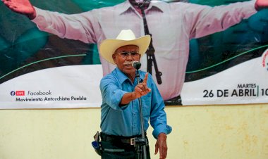 La poesía dice verdades que necesitamos saber: Claudio Cruz