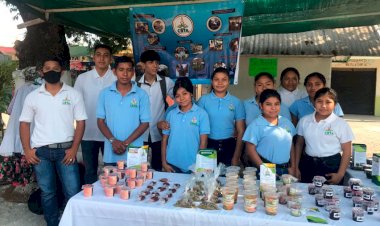 CBTA 110 presente en la feria del Tamarindo Tequesquitlán 2022