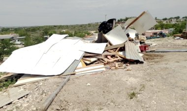 Familias coahuilenses son desalojadas de la colonia Victoria