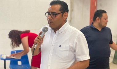 Oratoria como arma de convencimiento de masas