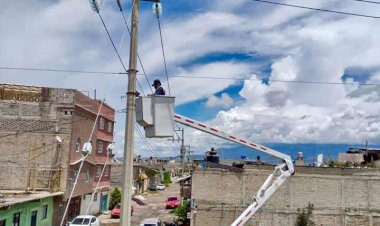 Movimiento Antorchista logra alumbrado público para zona de volcanes