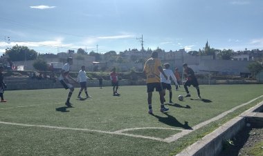 Antorcha impulsa el deporte en colonias de Puebla