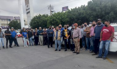 “Alto al pirataje”: taxistas de Escalerillas, SLP