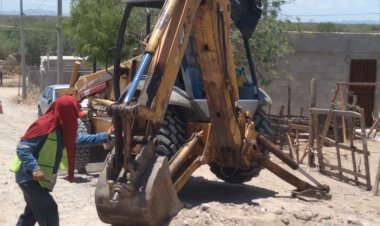 Al fin, inicia instalación de tomas de agua en colonia Cajeme