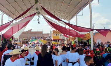 Continúa el progreso educativo de las escuelas formadas por Antorcha