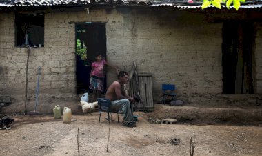 Quintanarroenses: condenados a vivir endeudados