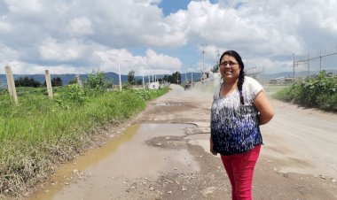 Baches en carreteras, por austeridad de la 4T