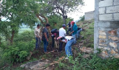 En Chietla trabajan unidos para solucionar problema de suministro de agua potable