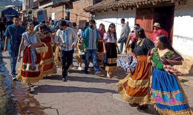 Festejan décimo aniversario del COBAEM Carapan