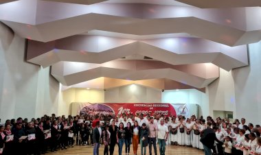 Querétaro ganadores del segundo lugar en el Encuentro Regional de Coros