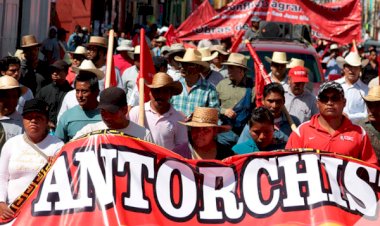 Antorchistas entregan pliego petitorio a alcaldía de Guadalupe