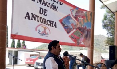 Antorcha forma líderes políticos en San Juan Ñumi