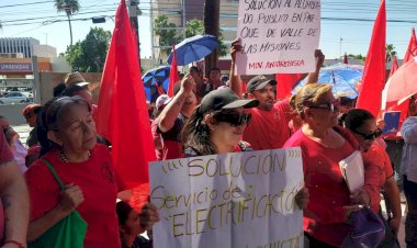 Familias de Mexicali exigen electrificación para 300 viviendas