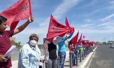 El pueblo reclama justicia para nuestros compañeros