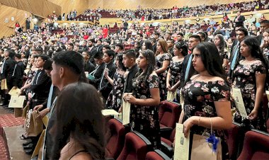 A casi 30 años de su fundación, escuelas antorchistas siguen entregando nuevas generaciones