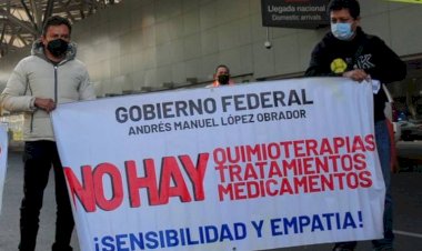 AMLO teme perder apoyo popular, por eso fortalece entrega de dinero