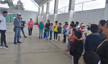 Clausura Antorcha taller de futbol para menores en Huamantla