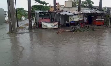 Habitantes de Praderas del Río exigen vialidades dignas al alcalde de Ciudad Valles