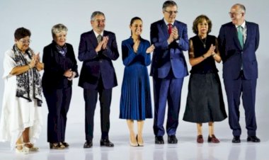 Entre políticos, el mismo bufete