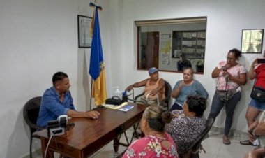 Logran antorchistas compromiso de alcalde de Pihuamo