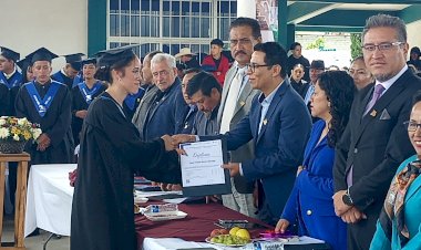 Educación, fundamental para progreso económico de México