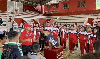 Realizan Jornada “Tejiendo Comunidad” en Huitzilan