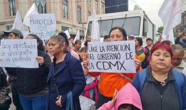 Granaderos de la CDMX, bloquean manifestación antorchista