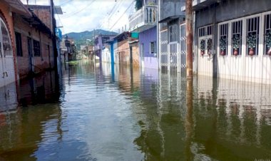 CRÓNICA | La mitad de Tixtla tiene 11 días bajo el agua