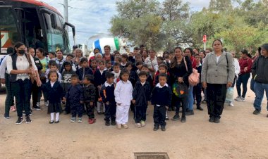 Aulas antorchistas benefician a 500 familias en Valle de Santiago