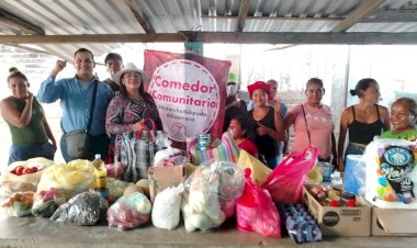 Antorcha colecta víveres para guerrerenses de Coyuca de Benítez