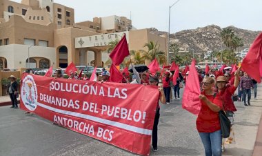 Reciben antorchistas de BCS nuevas promesas de solución a sus demandas