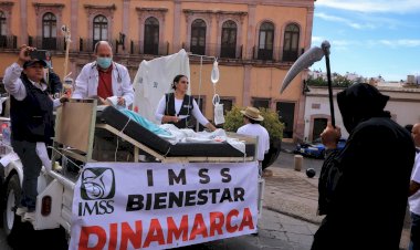 Más de 20 mil zacatecanos marchan por mejores condiciones laborales