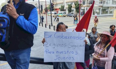El Gobierno de Hidalgo  cierra las puertas al pueblo que solicita audiencia y solución