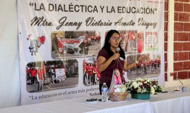 “Educar es hacer política”: Jenny Acosta