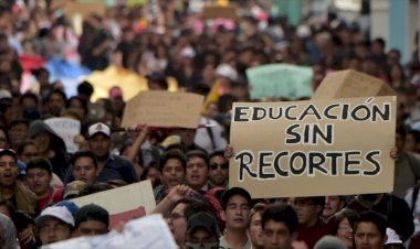 En el día del estudiante, ¡Estudiantes, a la lucha!