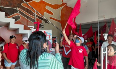 A cuatro días de plantón antorchista, sigue el silencio en el Gobierno del Estado