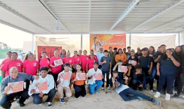 Aun con panorama complicado, Antorcha lucha con eventos de poesía