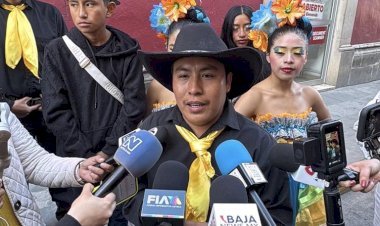 Con danza, estudiantes de Durango exigen apoyo alimentario