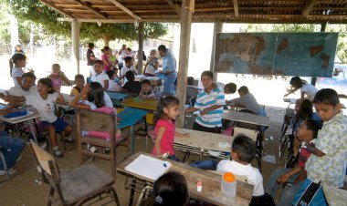 Educación en picada y la toma del poder