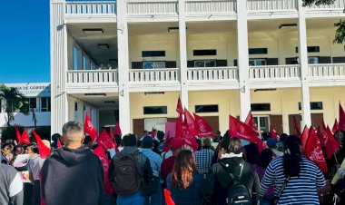 Quintanarroenses exigen soluciones a Gobierno del estado