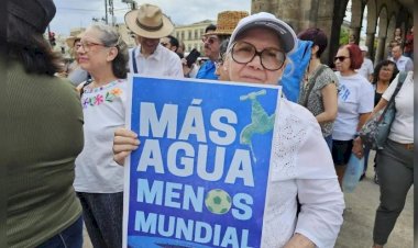 La sede más mundialista se hunde en agua sucia con heces